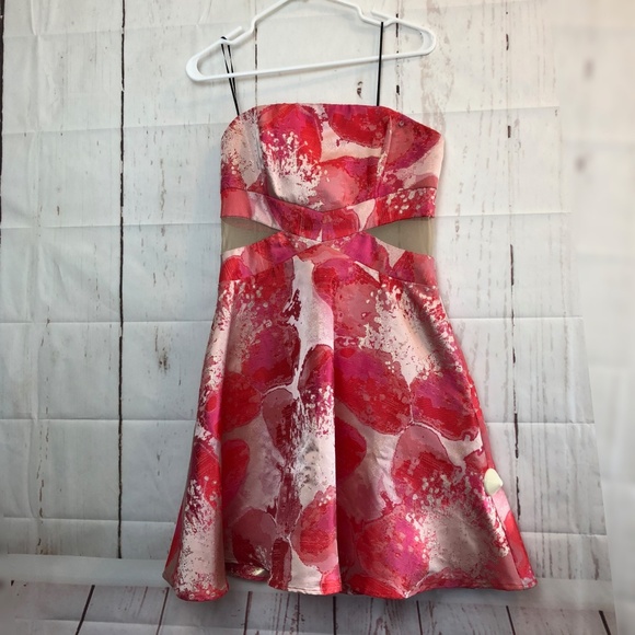 ABS Flares Strapless Mesh Mini Dress Sz 6 NWOT - Picture 3 of 7